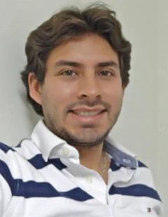 Mario Linares-V&aacute;squez